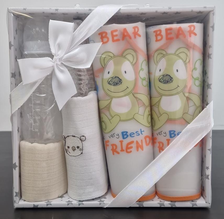 Kit Cuidados Bebé 6 Peças - Babetes + Fraldas + Escova + Biberão